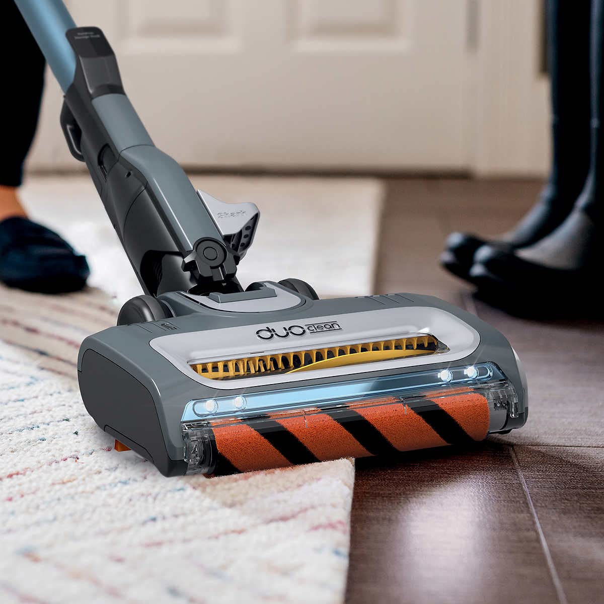 Corded Stick Vacuum with Self-Cleaning Brushroll I364